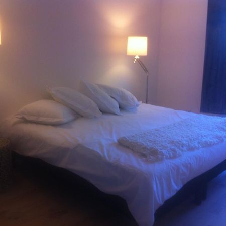 La Maison Rouge D'Uzes B&B Dış mekan fotoğraf