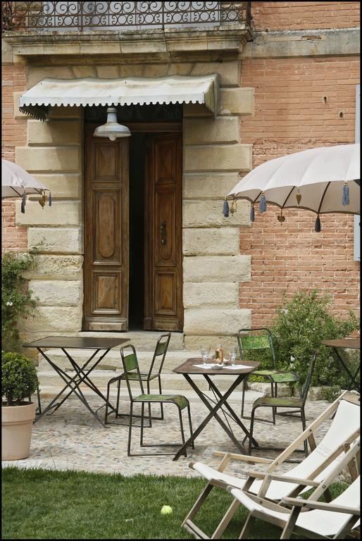 La Maison Rouge D'Uzes B&B Dış mekan fotoğraf