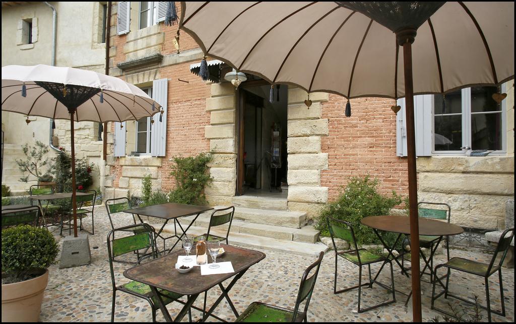 La Maison Rouge D'Uzes B&B Dış mekan fotoğraf