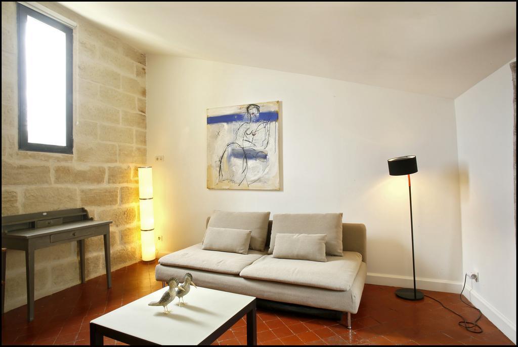La Maison Rouge D'Uzes B&B Oda fotoğraf