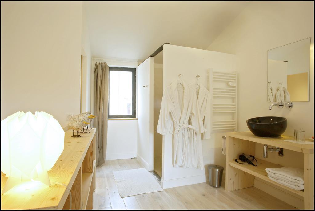 La Maison Rouge D'Uzes B&B Oda fotoğraf