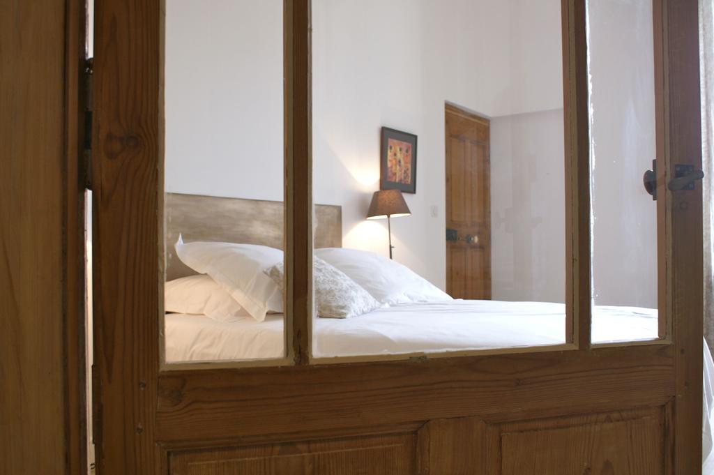 La Maison Rouge D'Uzes B&B Dış mekan fotoğraf